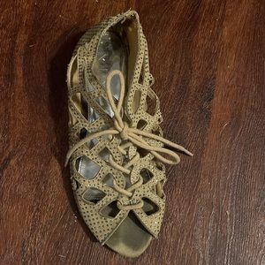 Ladies well worn open toed flat